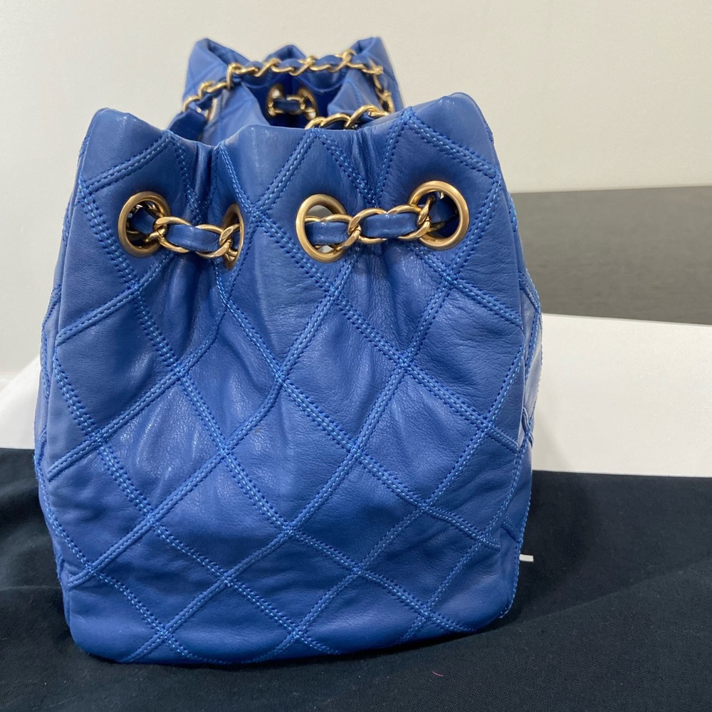 💙💙Gorgeous Chanel CC Quailted tote bag - Picture 4 of 11
